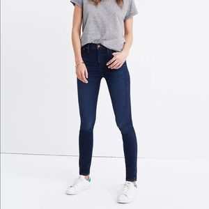 Madewell 10" High-Rise Skinny Jeans in Hayes Wash